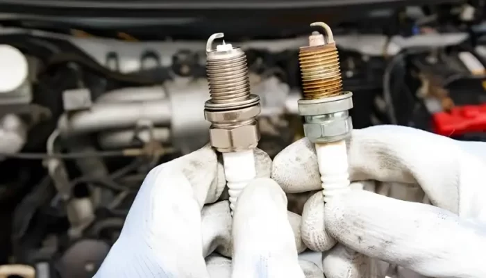 4 Ciri Busi Sepeda Motor Rusak, Apa Aja
