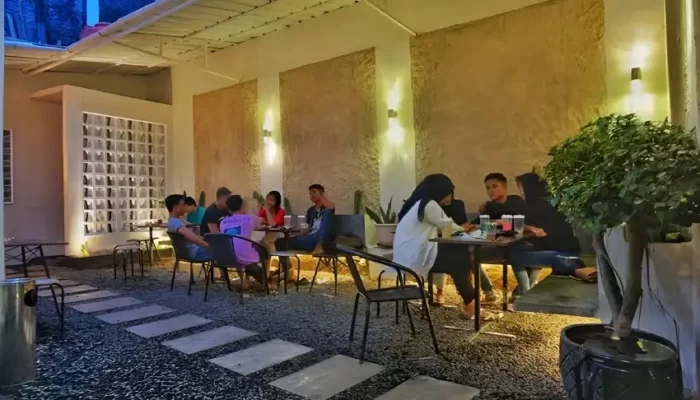 Adiksi Coffee