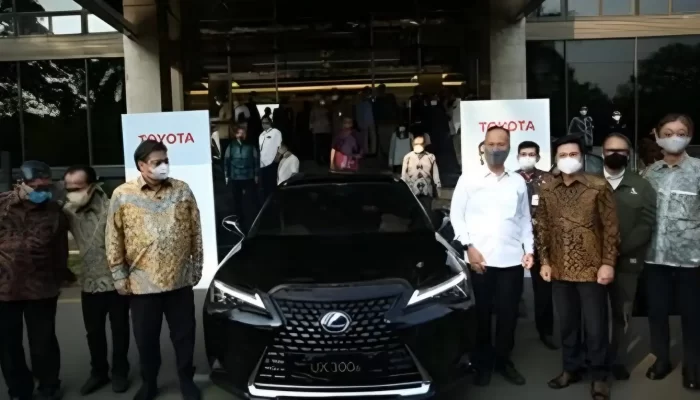 Mengatasi Ancaman Resesi: TAF Menghadirkan Skema Kredit Mobil Listrik Toyota dan Lexus