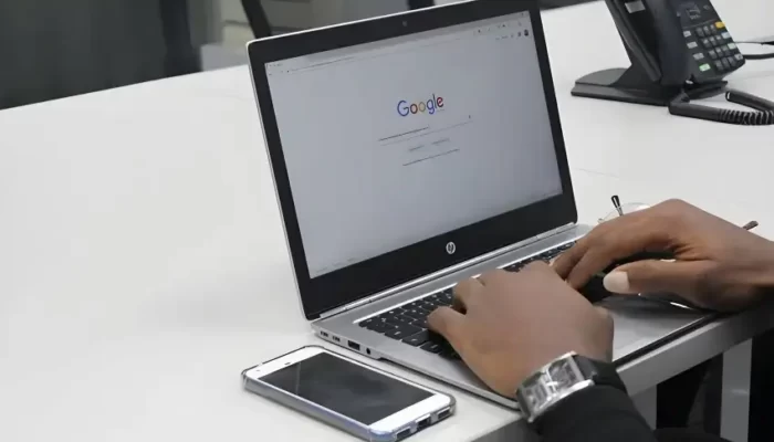 Genesis: Google Meluncurkan Platform Canggih Berbasis AI untuk Menulis Artikel Berita 2 Google sedang menguji Genesis, platform berbasis AI yang diklaim dapat menulis artikel berita