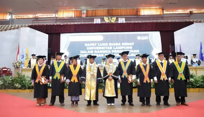 Rektor Unila Tetapkan 11 Nama Guru Besar Bidang Keilmuan untuk Mencapai Target 10 Persen Kuota