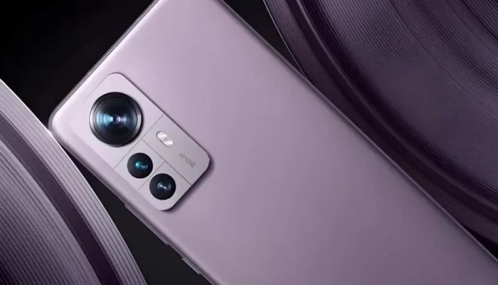 Xiaomi 12 Pro Mengusung Snapdragon 8 Gen 1 & Keunggulan Triple Kamera 50MP