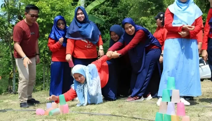 Fakultas Ilmu Kesehatan Universitas Malahayati Menggelar Outbound dan Program Penguatan Kapasitas