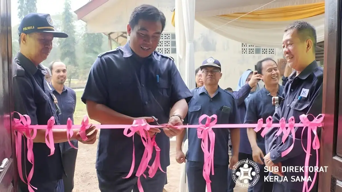 Resmikan Klinik Hewan Poli Petcare, Polinela Sediakan Pelayanan Kesehatan Hewan Rumah dan Ternak