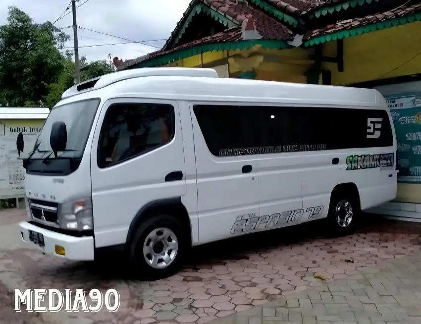 Rekomendasi Travel Surabaya Ponorogo