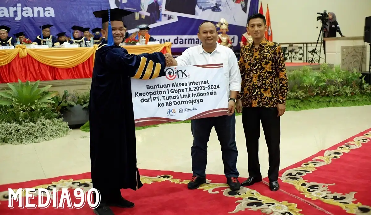 IKA Darmajaya Berikan Bantuan Akses Internet ke Kampus