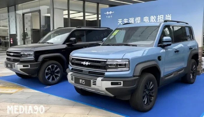Bertarung di Jalur Tinggi: BYD Fang Cheng Bao Leopard 5, Tantangan Serius untuk Fortuner dan Pajero Sport