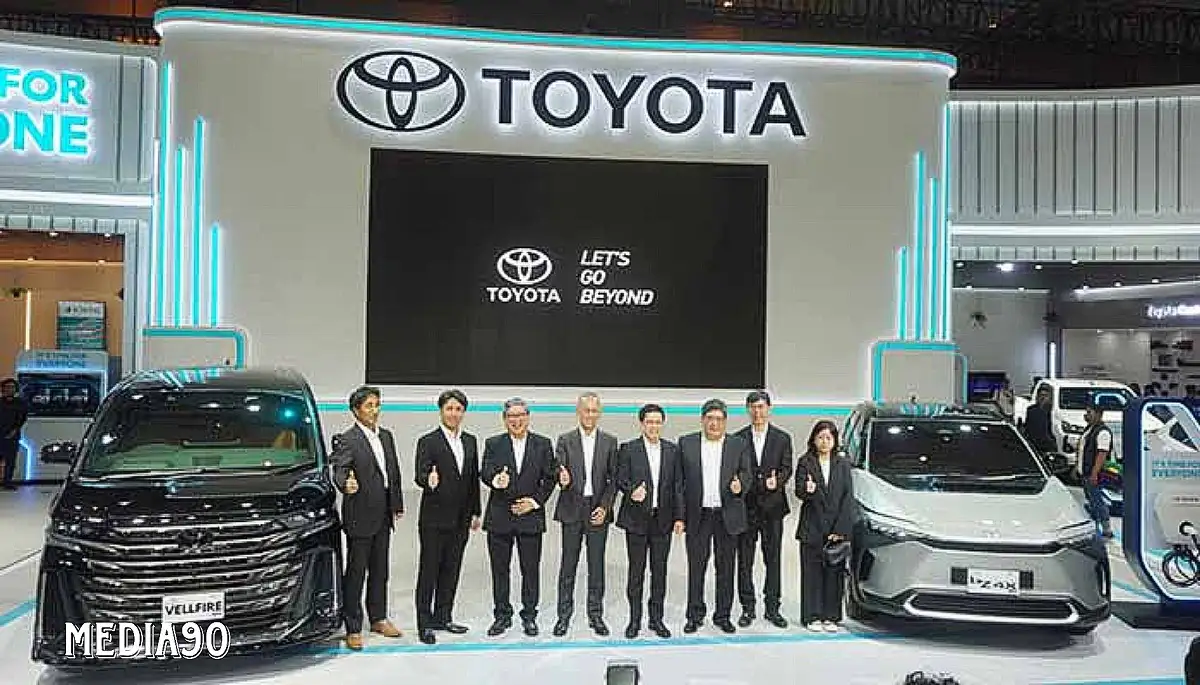 Toyota Bawa Vellfire Hybrid Melantai Di IIMS 2024, Segini Harganya