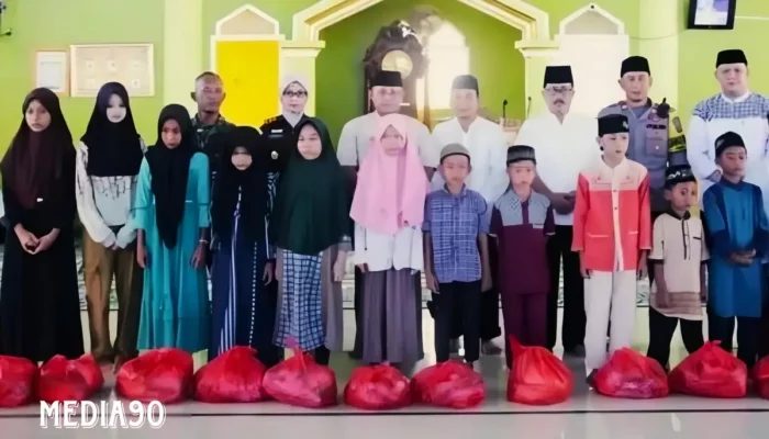 Menyelusuri Safari Ramadan: Berkunjung ke Ketapang, Bupati Lampung Selatan Berbagi Kasih dengan Anak Yatim Piatu