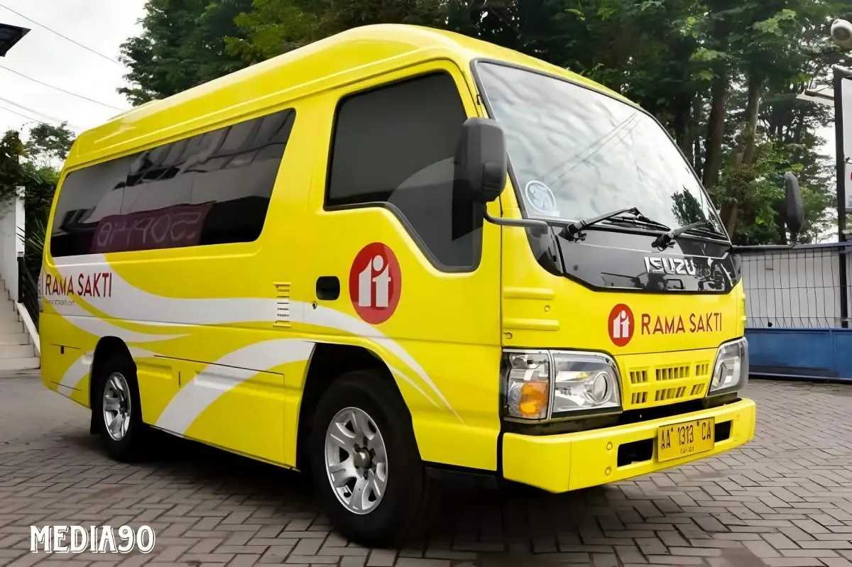 Rekomendasi Travel Semarang Pati