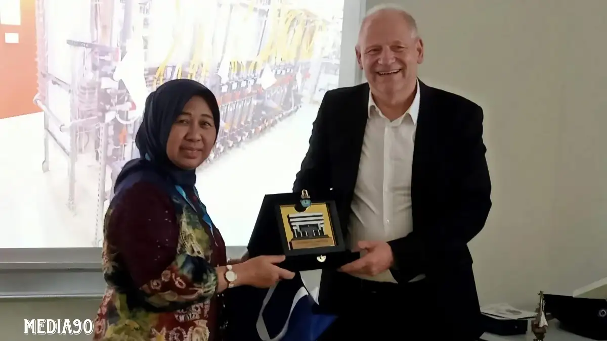 Kunjungi Technische Universitat Jerman, Rektor Unila Jajaki Kerjasama Pertukaran Mahasiswa