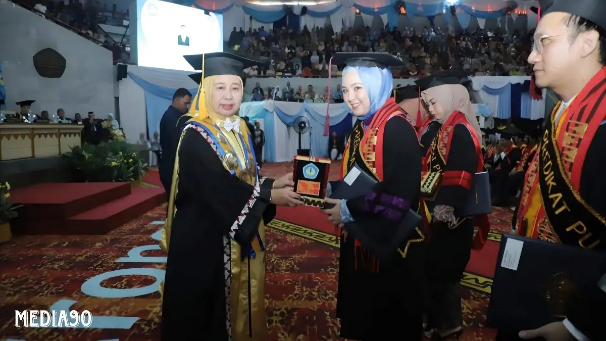 Wisuda 1.237 Mahasiswa Periode VI 2024, ini Pesan Rektor dan IKA Unila ke Para Lulusan