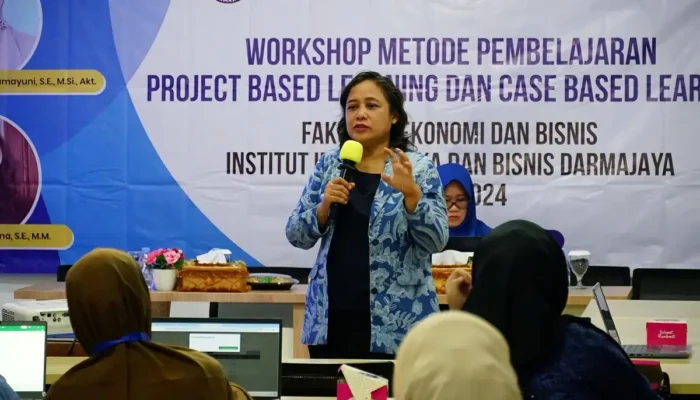 IIB Darmajaya Fakultas Ekonomi dan Bisnis Kembangkan Pembelajaran Inovatif dengan PBL dan CBL
