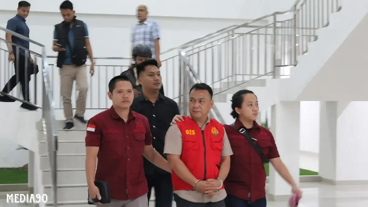 Diduga Korupsi Dana Kas Pasar Pulung Kencana Rp1,1 Miliar, Kasubbag di Pemkab Tubaba ini Ditangkap Kejaksaan