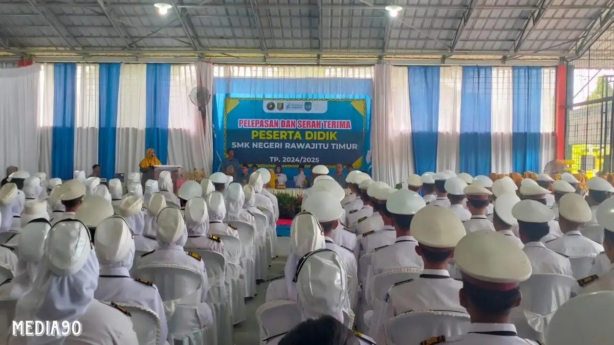 SMKN Rawajitu Timur Tulang Bawang Lepas 185 Siswa Kelas XII, ini Pesan Kepala Sekolah