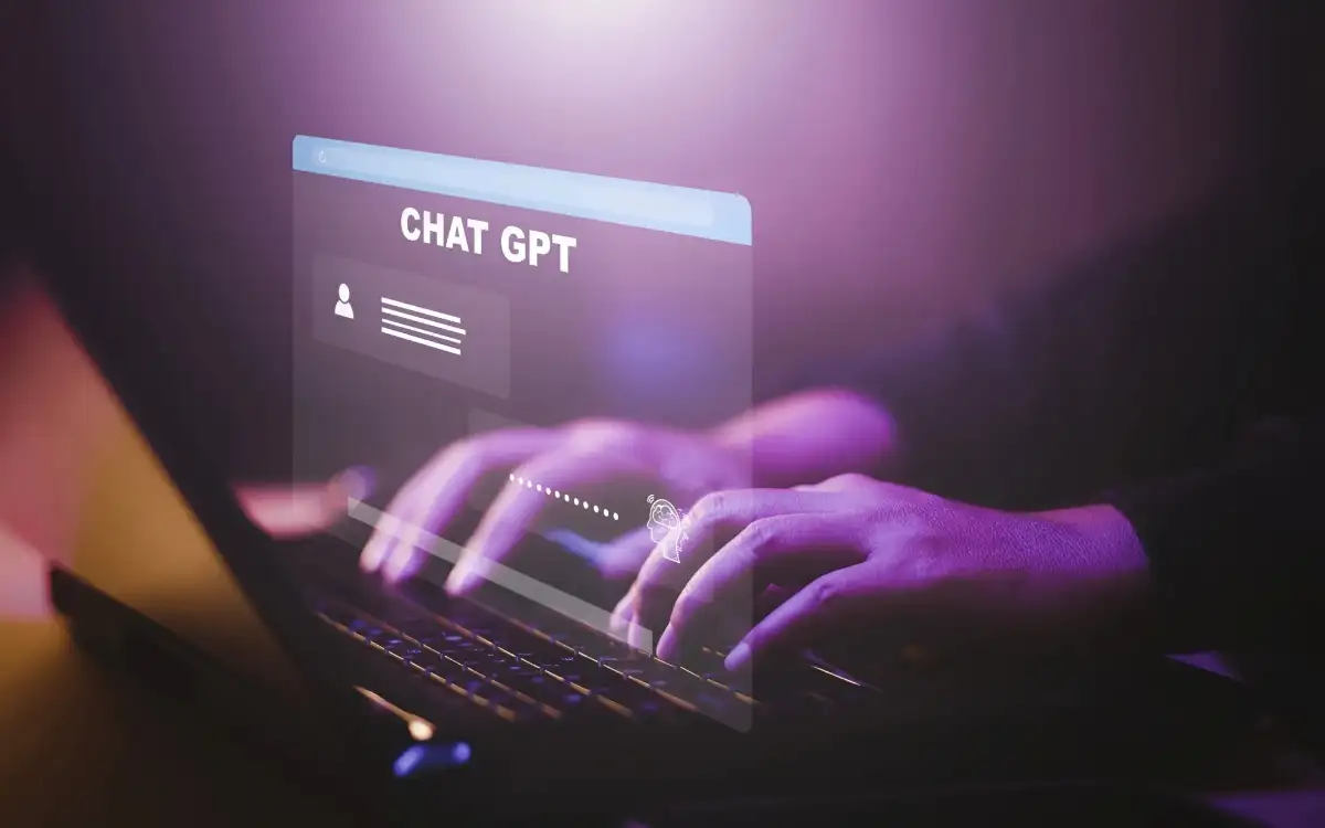 7 Ide Prompt ChatGPT untuk Membuat Buku Bisnis yang Laris Manis