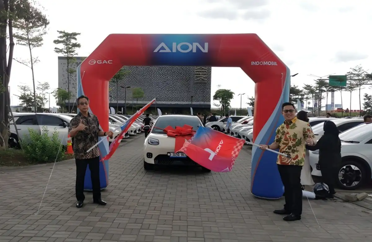GAC Indonesia Resmi Serahkan Aion UT ke Konsumen, Target Tercapai!