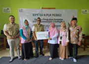 PLN Dukung Pendidikan Digital, Salurkan Bantuan Komputer ke SMP Muhammadiyah 2 Gadingrejo Pringsewu