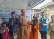 PLN UP3 Metro dan Pemkot Metro Nyalakan Listrik Gratis untuk Warga Tejo Agung