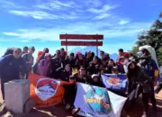 Dari Jakarta ke Dieng: BRIPALA DKI Gelar Pendakian Umum ke Gunung Prau