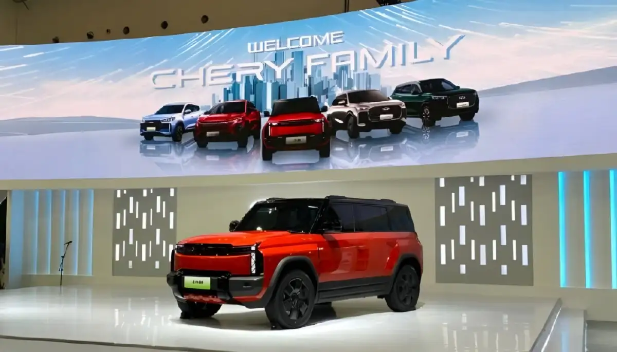 Resmi, Chery J6T Dibanderol Rp585,5 Juta di GJAW 2025