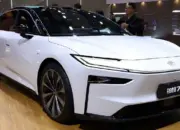 Toyota bZ7 Meluncur di Auto Guangzhou 2025, Usung Motor Huawei dan Teknologi Berkendara Canggih
