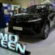 Bandingkan Harga dan Spesifikasi: BYD M6 vs VinFast Limo Green