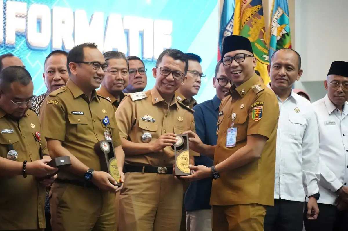 Gubernur Lampung Apresiasi OPD Berprestasi, Tegaskan Pentingnya Transparansi Informasi Publik