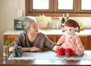 Hyodol, “Cucu” Robot AI dari Korea Selatan yang Hadir Redakan Kesepian dan Tekan Risiko Bunuh Diri Lansia