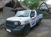 Toyota Hilux Rangga Jadi Andalan Logistik, Salurkan Material Daur Ulang di Sasak Ende