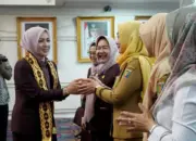Pelantikan BKOW Lampung, Ketua TP PKK Tekankan Sinergitas Organisasi Wanita untuk Pembangunan Daerah