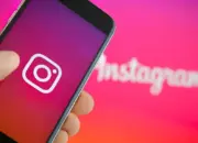 Lelah Scroll Media Sosial? Kenali Social Media Fatigue dan Cara Detoks Akun yang Tepat