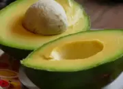 13 Manfaat Buah Alpukat bagi Kesehatan Tubuh