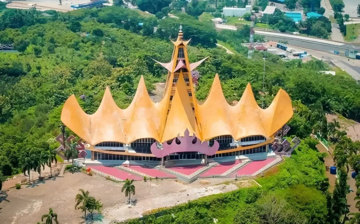 Lampung Masuk 10 Besar Destinasi Wisata 2025, Dorong Pertumbuhan Ekonomi