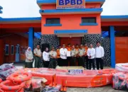 PLN Lampung Salurkan Bantuan Keselamatan ke BPBD Bandar Lampung melalui Program Desa Siaga Bencana