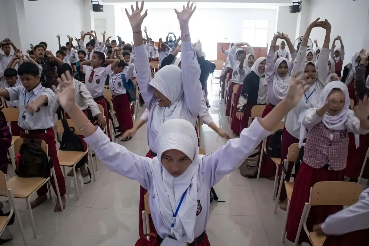 Prabowo Resmikan 166 Sekolah Rakyat, Tekankan Pendidikan sebagai Jalan Keluar dari Kemiskinan