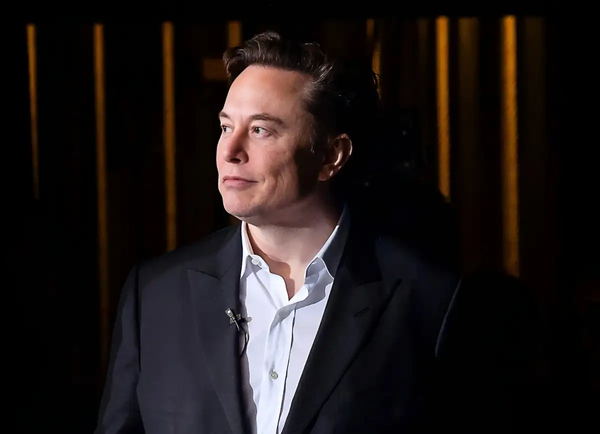 Rp 300 Triliun! Elon Musk Bangun Pusat Data AI Terbesar di Dunia