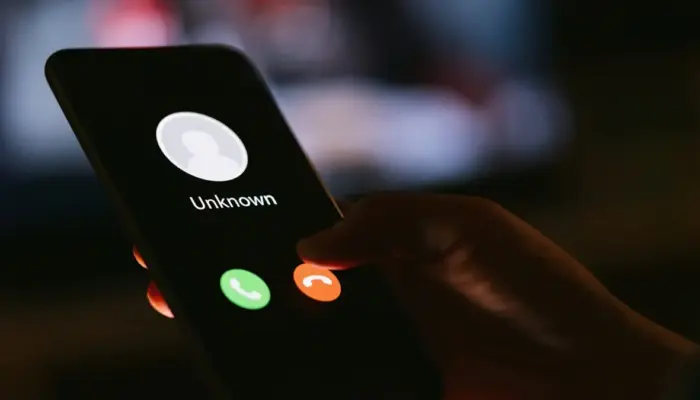 Sering Ditelepon Nomor Asing? Ini Penyebab Nomor HP Kamu Bocor