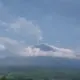 Gunung Semeru Meletus Pagi Ini, Abu Vulkanik Membumbung 800 Meter ke Arah Timur Laut