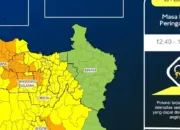 Warga Jabodetabek Diminta Waspada, Hujan Lebat Disertai Petir Diprediksi Terjadi Hari Ini