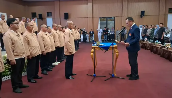 Taufik Hidayat Lantik Pengurus KONI Lampung Utara, Targetkan Prestasi di Porprov 2026