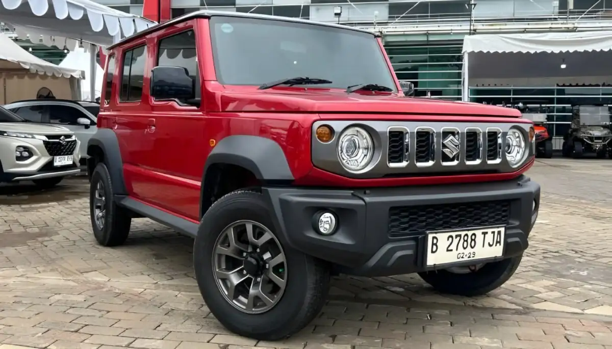 Menjajal Suzuki Jimny 5 Pintu di IIMS 2026, Perpaduan Jiwa Offroad dan Praktis