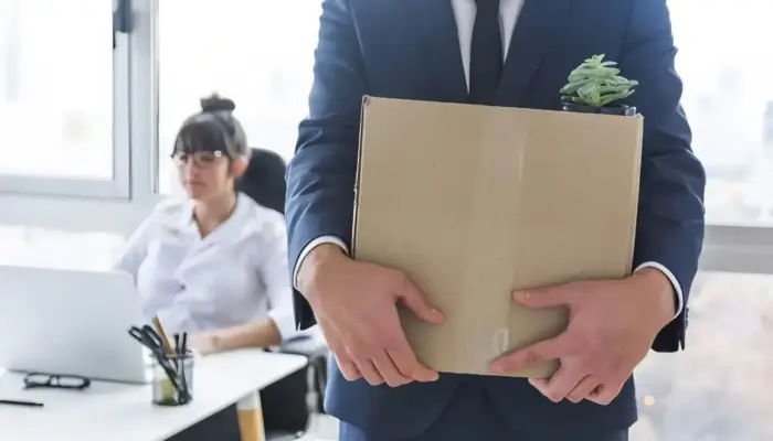 Dipecat karena Tak Hadir Makan Malam Kantor, Karyawan di China Menang di Pengadilan