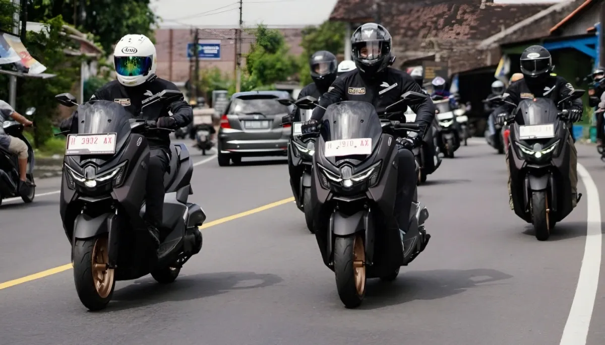 Perbandingan Lengkap NMax vs PCX 2026, Dari Spesifikasi Hingga Harga
