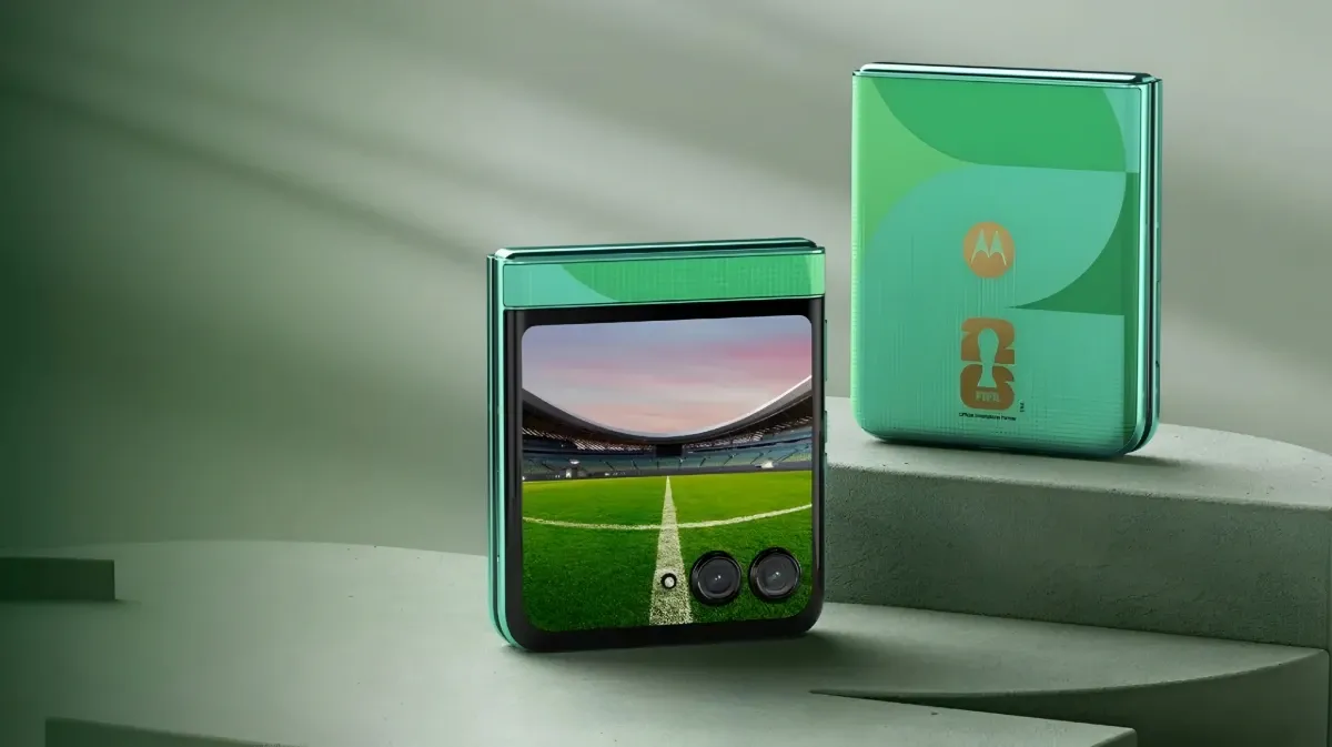 Razr Fold dan Signature Bakal Dapat Tema FIFA World Cup 26 dari Motorola
