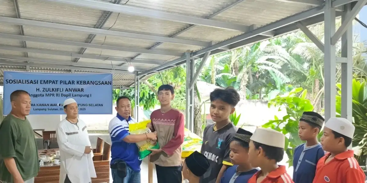 Zulkifli Anwar Tanamkan 4 Pilar Kebangsaan pada Anak Yatim di Lampung Selatan