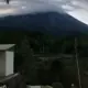 Gunung Merapi Terlihat Mengeluarkan Asap Tebal 100 Meter, Waspadai Awan Panas Guguran