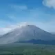 Gunung Semeru Erupsi Pagi Ini, Kolom Abu Capai 500 Meter, Warga Diminta Menjauh 5 Km