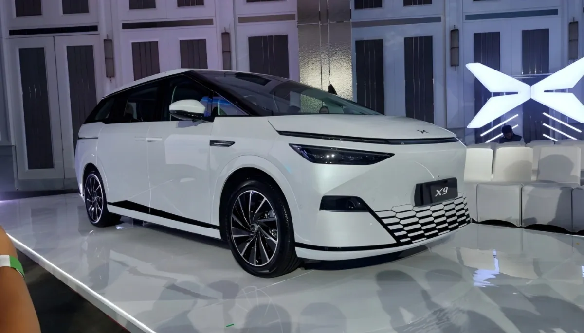 Selain EV, XPeng Buka Peluang Hadirkan Mobil Hybrid di Indonesia