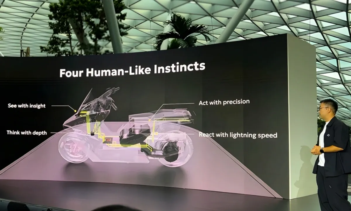 Teknologi Omo Robot pada Motor Listrik Omoway Omo X, Apa Saja Fitur Utamanya?